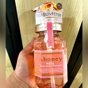 Melty honey shampoo 440ml Made in Japan